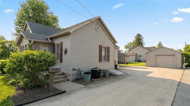 636 W 7TH AVENUE, Oshkosh, WI 54902