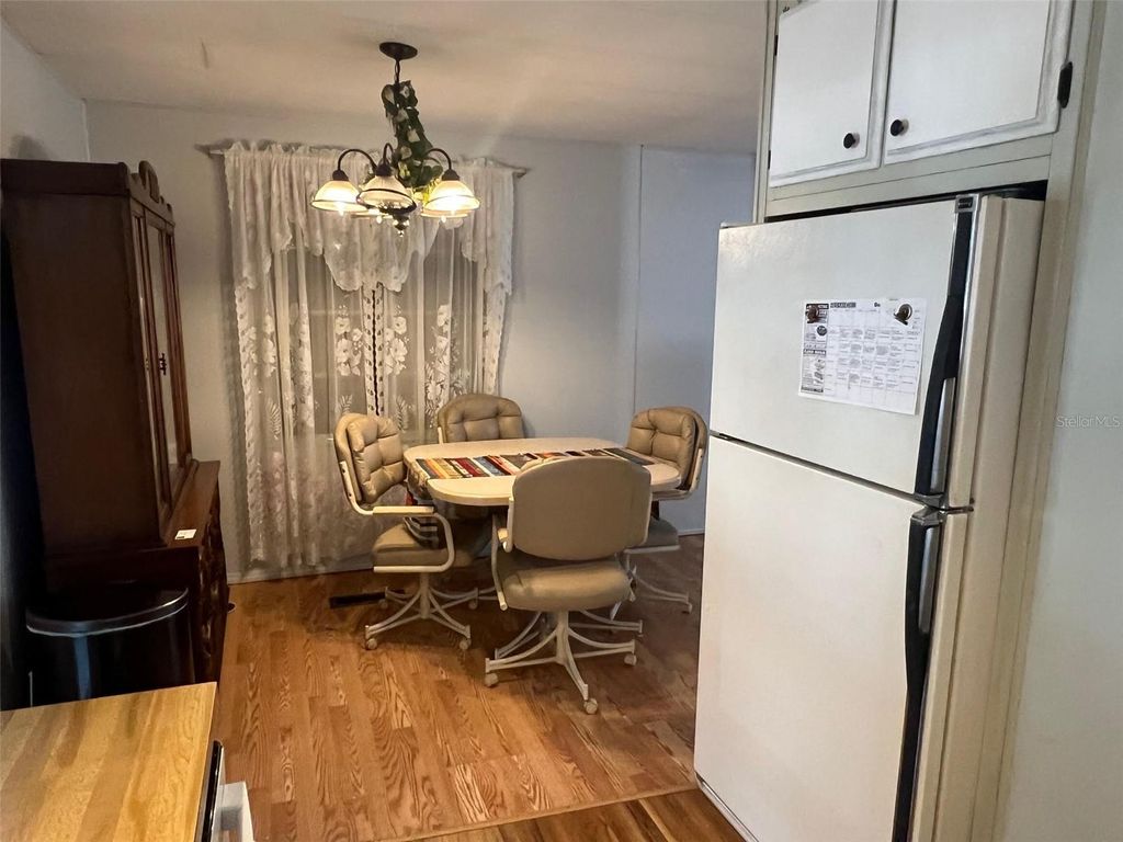 Image 11 of property listing at 29250 US HIGHWAY 19 N 406, Clearwater, FL 33761