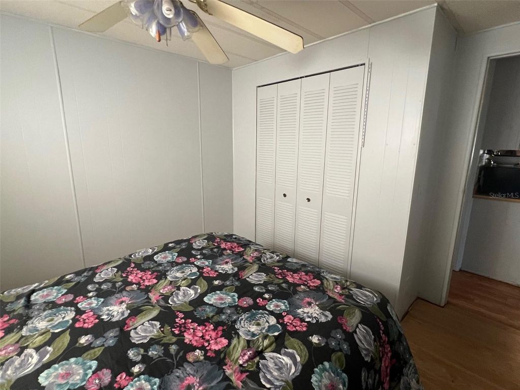 Image 25 of property listing at 29250 US HIGHWAY 19 N 406, Clearwater, FL 33761