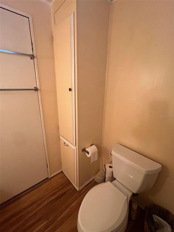 Image 28 of property listing at 29250 US HIGHWAY 19 N 406, Clearwater, FL 33761