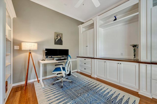 15510 Greens Cove Way, Houston, TX 77059