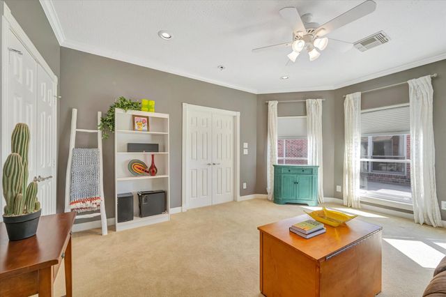 15510 Greens Cove Way, Houston, TX 77059