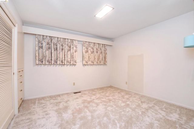 227 Pueblo Dr, Pittsburg, CA 94565