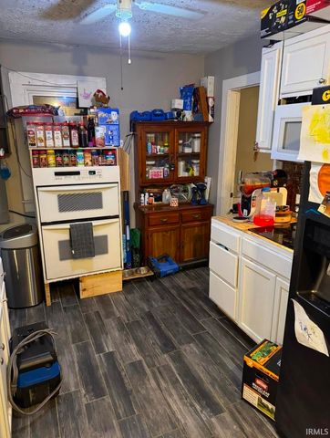 615 Keck Avenue, Evansville, IN 47711