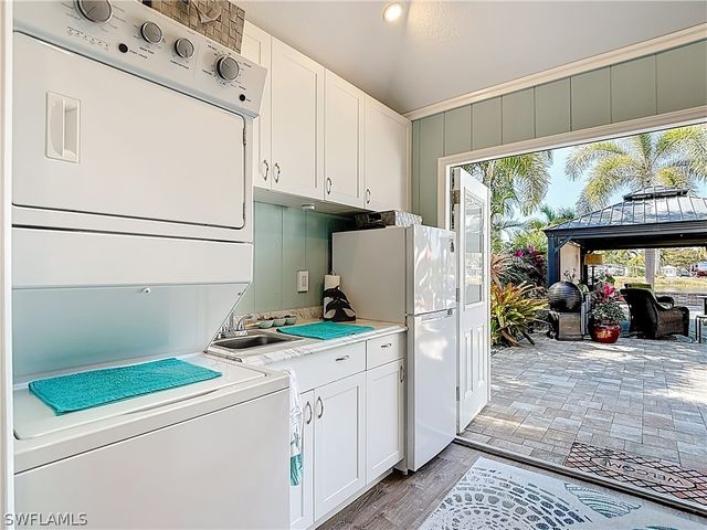 5696 Brightwood Dr., Fort Myers, FL 33905