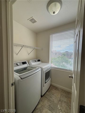 8056 Imperial Treasure Street, Las Vegas, NV 89139