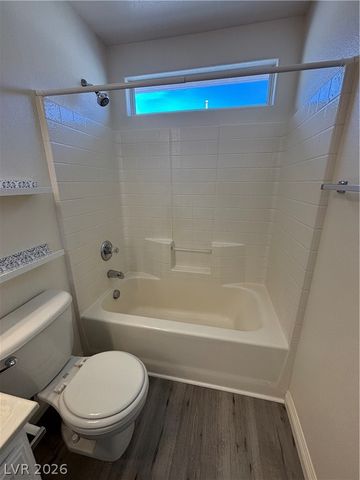 8056 Imperial Treasure Street, Las Vegas, NV 89139