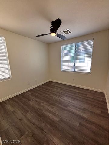 8056 Imperial Treasure Street, Las Vegas, NV 89139