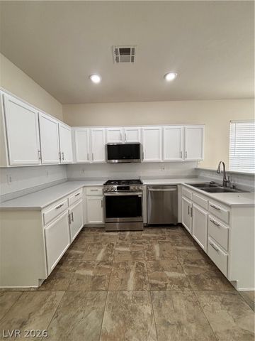 8056 Imperial Treasure Street, Las Vegas, NV 89139