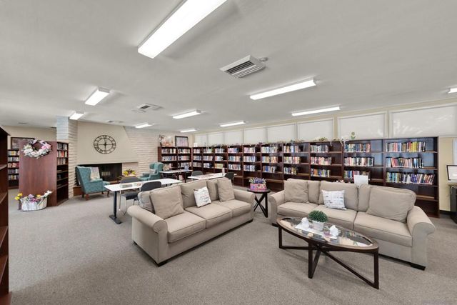 12621 Opimo Dr, San Diego, CA 92128