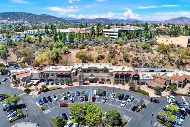 12621 Opimo Dr, San Diego, CA 92128