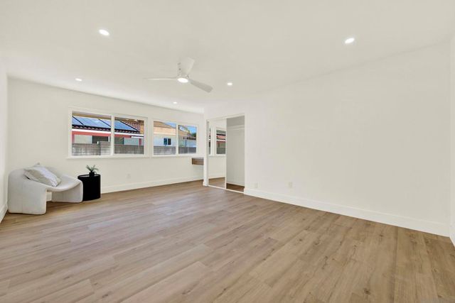 12621 Opimo Dr, San Diego, CA 92128