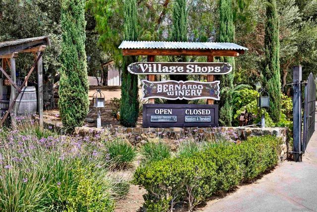 12621 Opimo Dr, San Diego, CA 92128