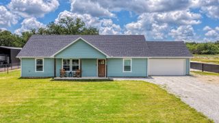 1025 Hereford Drive, Springtown, TX 76082