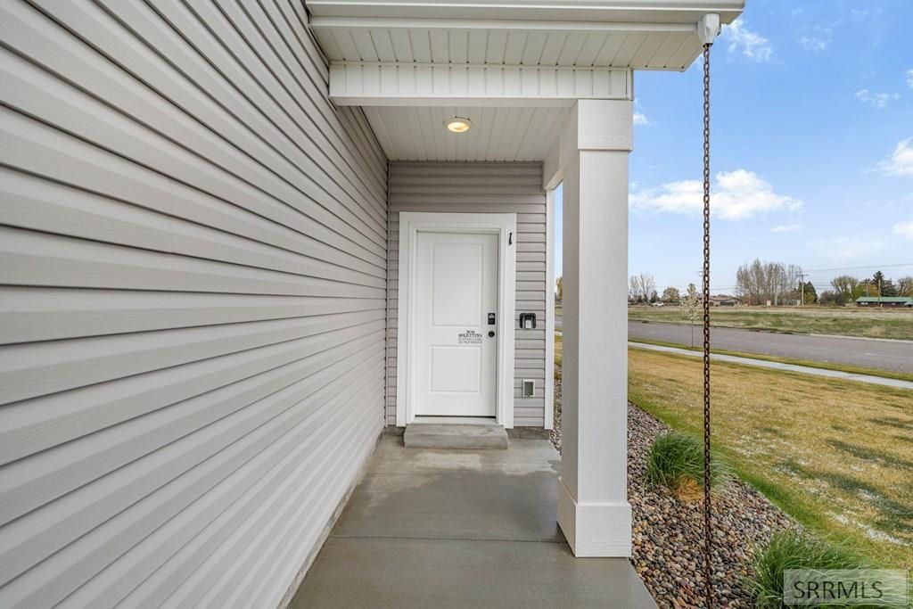 Image 6 of property listing at 1200 Jaylee Drive # 1, Rigby, ID 83442