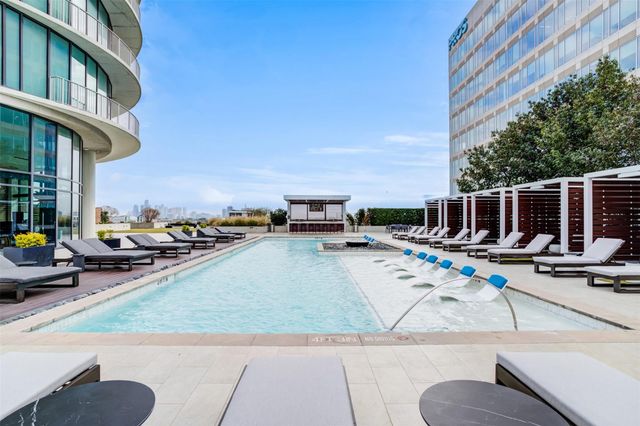 3333 Lake Street TH5, Houston, TX 77098