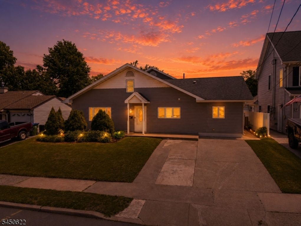 24 Winthrop Rd, Edison Twp., NJ 08817 — exterior