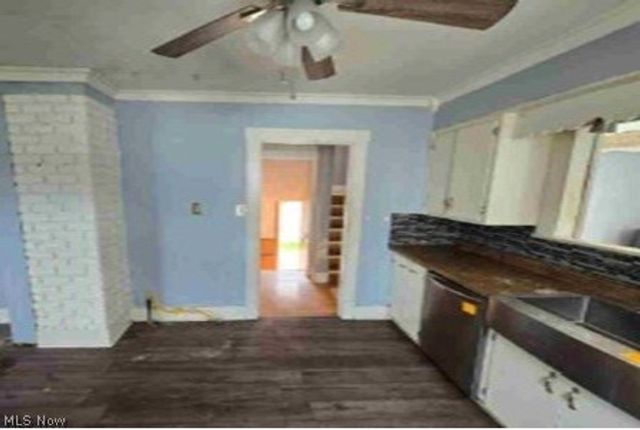 377 Coitsville Road, Campbell, OH 44405