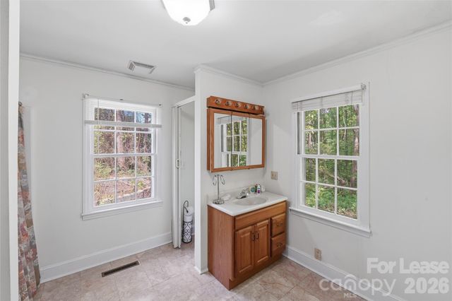 3120 Baucom Road, Charlotte, NC 28269