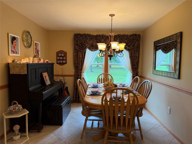 11640 RIDGE Road, Girard, PA 16417