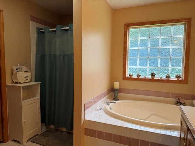 11640 RIDGE Road, Girard, PA 16417