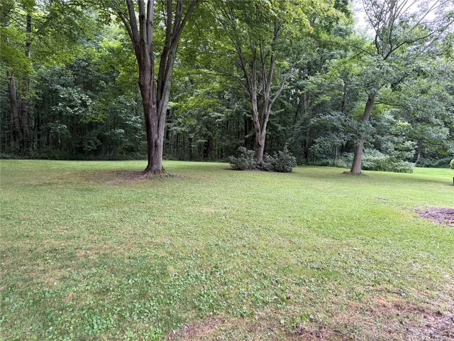 11640 RIDGE Road, Girard, PA 16417
