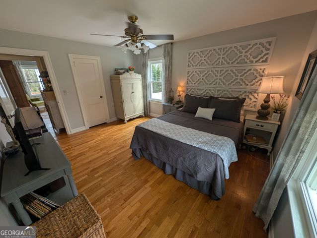 237 N Laurel Drive, Clarkesville, GA 30523