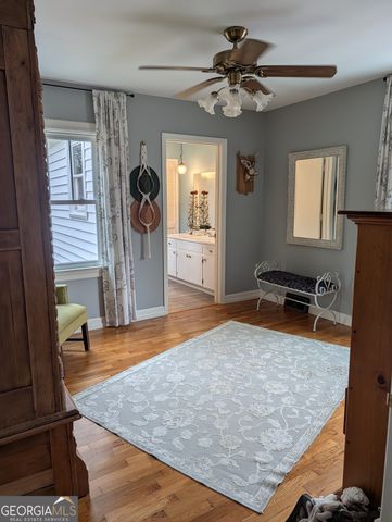 237 N Laurel Drive, Clarkesville, GA 30523