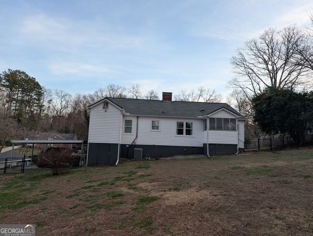 237 N Laurel Drive, Clarkesville, GA 30523