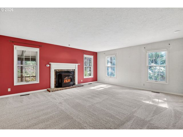 17601 S DICK Dr, Oregon City, OR 97045