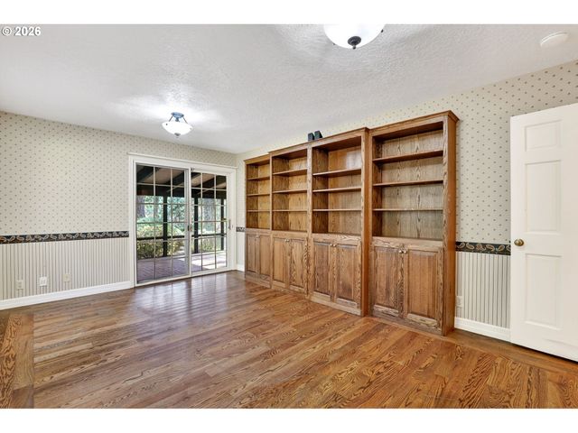 17601 S DICK Dr, Oregon City, OR 97045