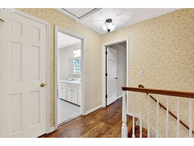 17601 S DICK Dr, Oregon City, OR 97045