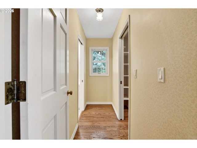 17601 S DICK Dr, Oregon City, OR 97045