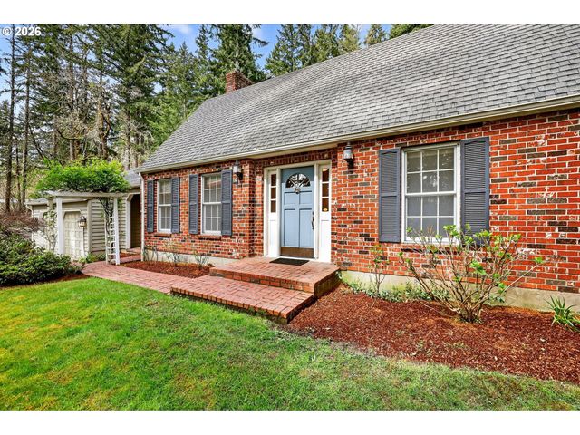 17601 S DICK Dr, Oregon City, OR 97045