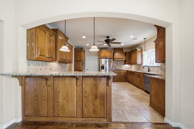 17404 S 67th East Avenue, Bixby, OK 74008
