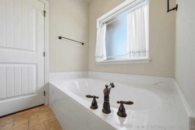17404 S 67th East Avenue, Bixby, OK 74008