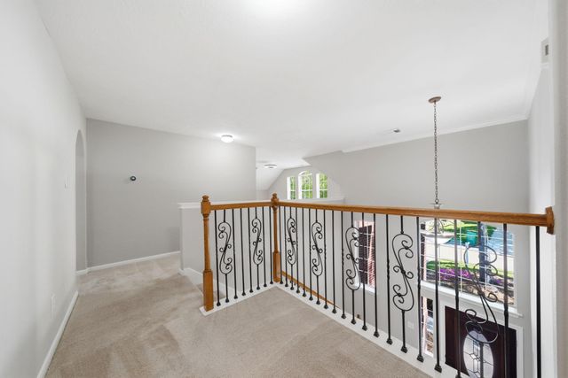 31 Harmony Hollow Court, The Woodlands, TX 77385