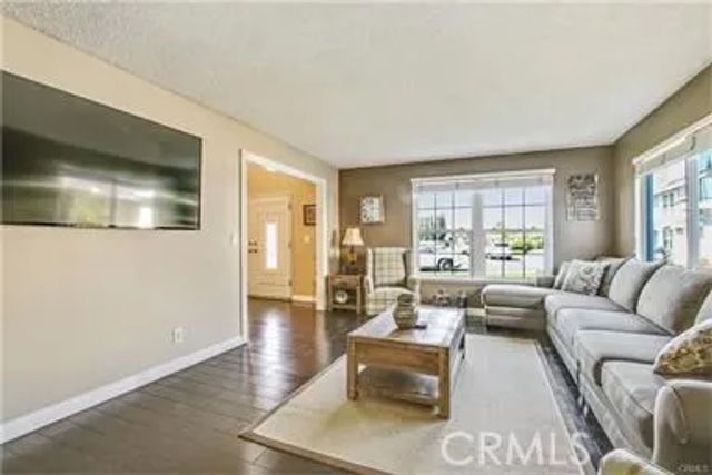 639 S Greenwich Street, Anaheim, CA 92804