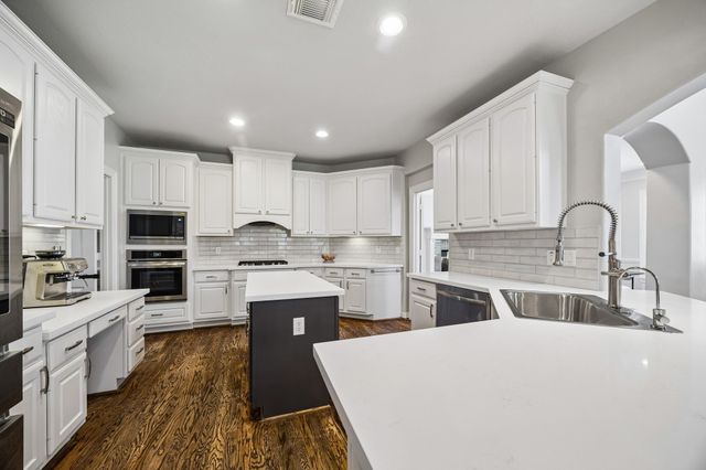 2103 Castleheath Court, Katy, TX 77450