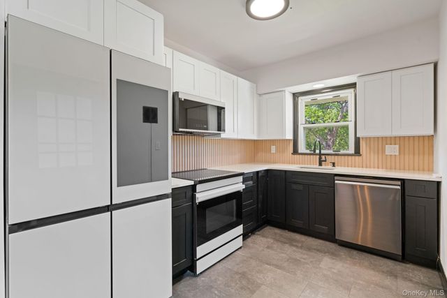 601 Lakeside Road, Newburgh, NY 12550