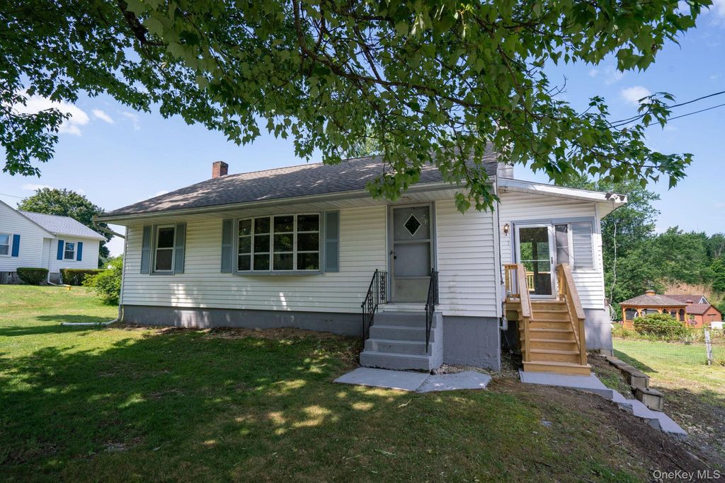 601 Lakeside Road, Newburgh, NY 12550