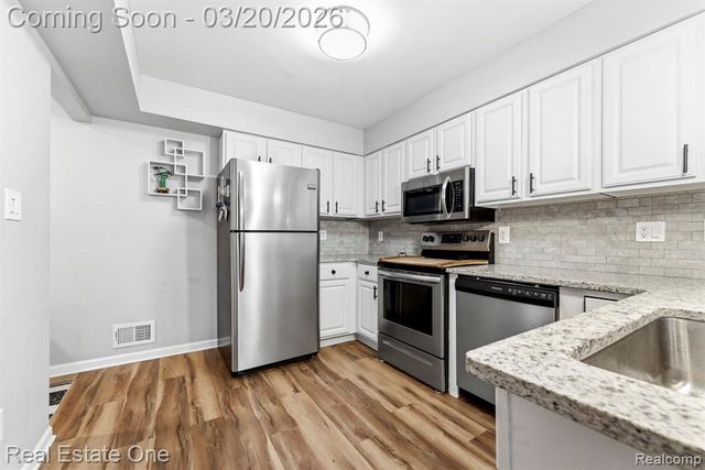 2237 3rd Street, Wyandotte, MI 48192