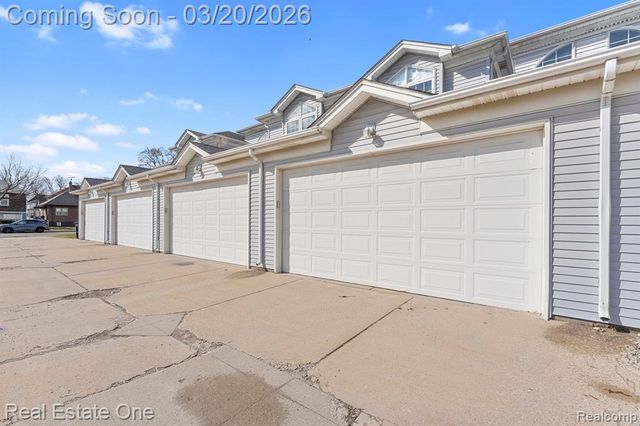 2237 3rd Street, Wyandotte, MI 48192