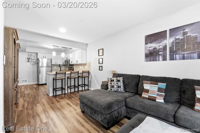 2237 3rd Street, Wyandotte, MI 48192