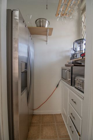 7741 S CHAPPEL Avenue, Chicago, IL 60649