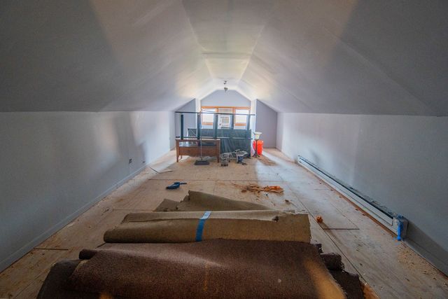 7741 S CHAPPEL Avenue, Chicago, IL 60649