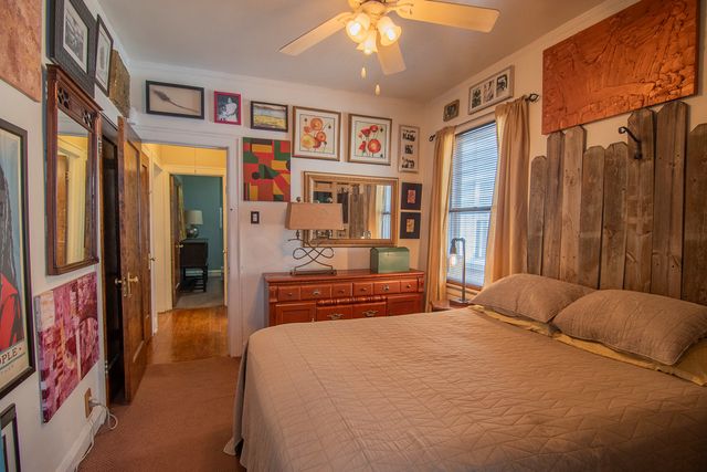 7741 S CHAPPEL Avenue, Chicago, IL 60649