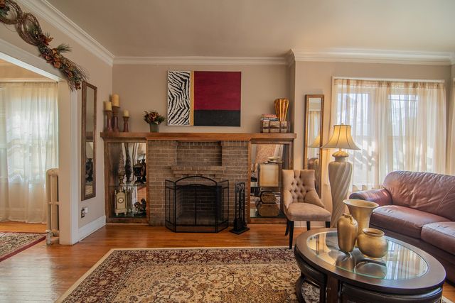 7741 S CHAPPEL Avenue, Chicago, IL 60649