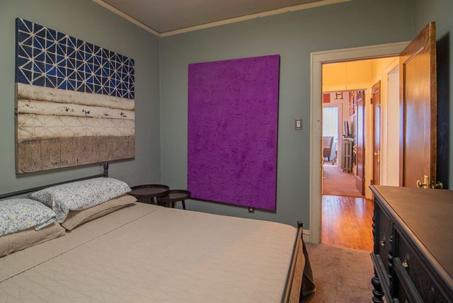 7741 S CHAPPEL Avenue, Chicago, IL 60649