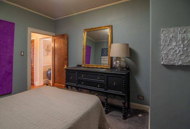 7741 S CHAPPEL Avenue, Chicago, IL 60649